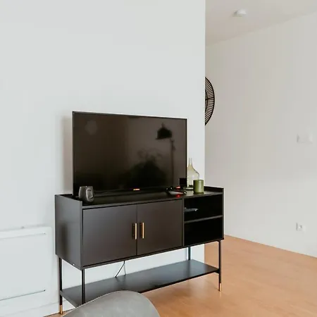 - Le Quai 08 Apartament Hawr